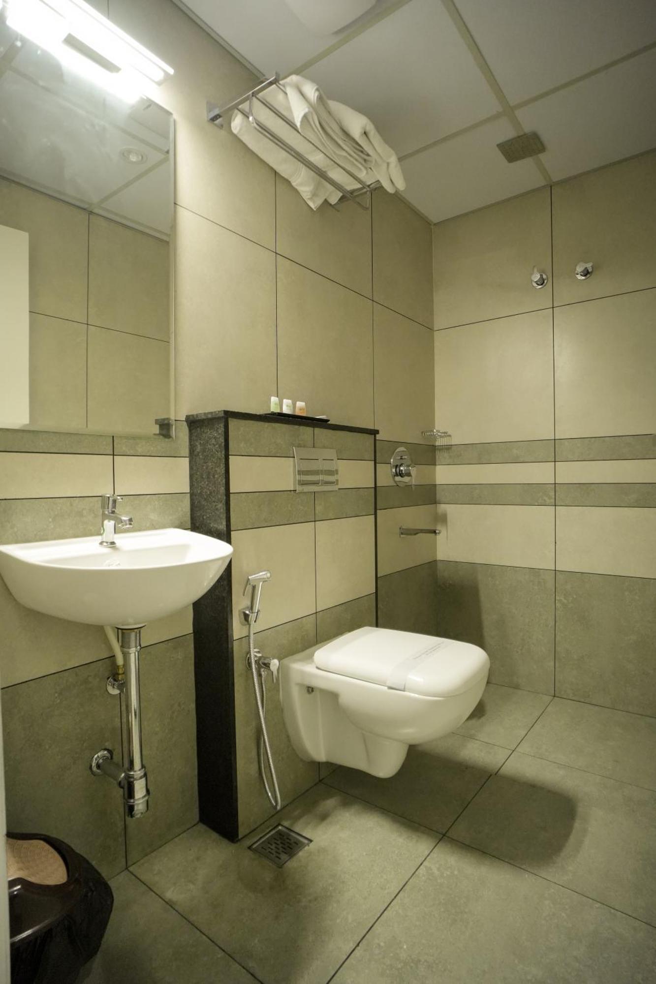 Sulu Residency Hotel Kochi Ngoại thất bức ảnh